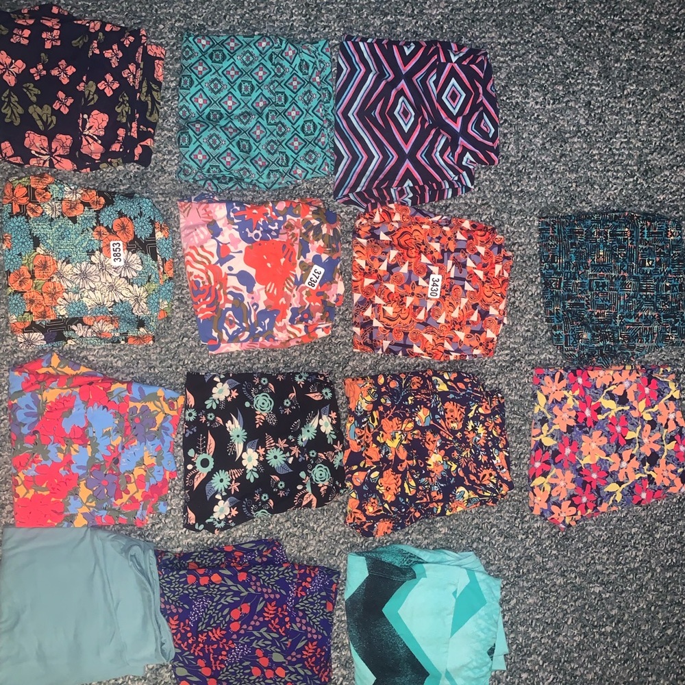 14 pairs of TC Lula Roe leggings!